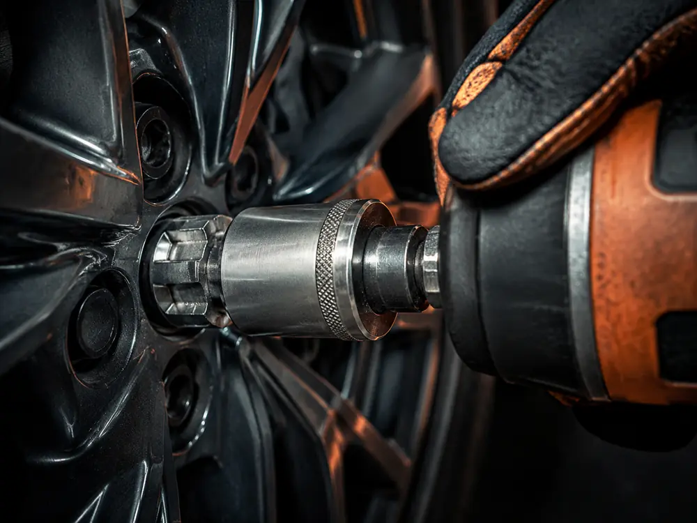 Mobile Tyre Locking Wheel Nut Removal